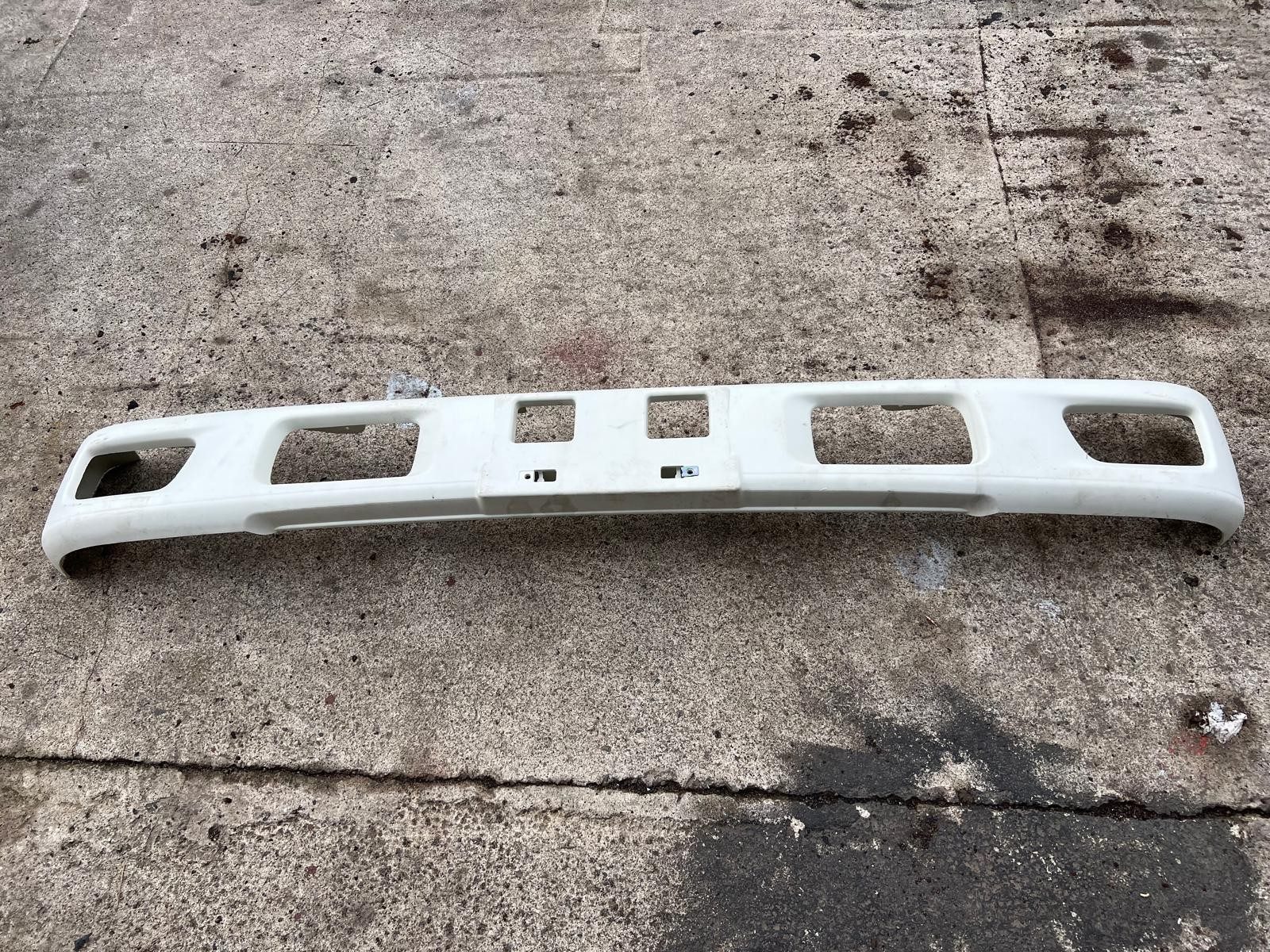 CG-P60 | Isuzu Elf NPR85 Front Bumper