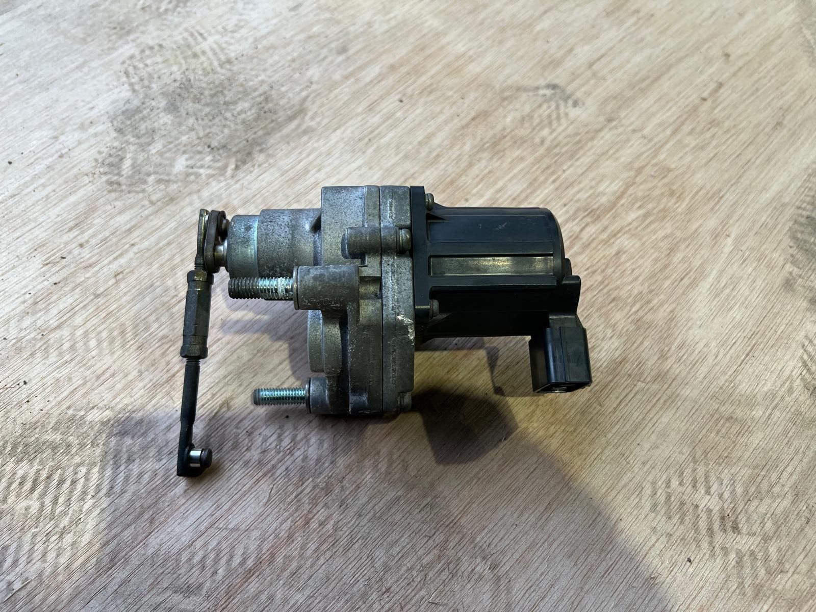 CG-P62 | Hino Profia EGR Unit