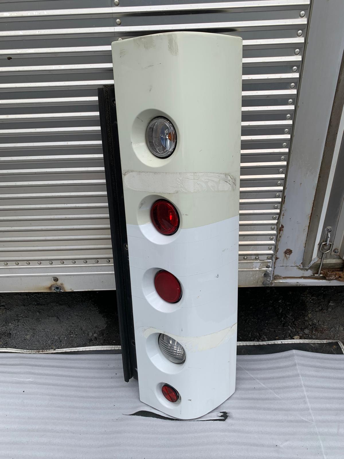 [REF.No: CE-AG-25-P5] Hino Poncho Left Rear Light ASSY