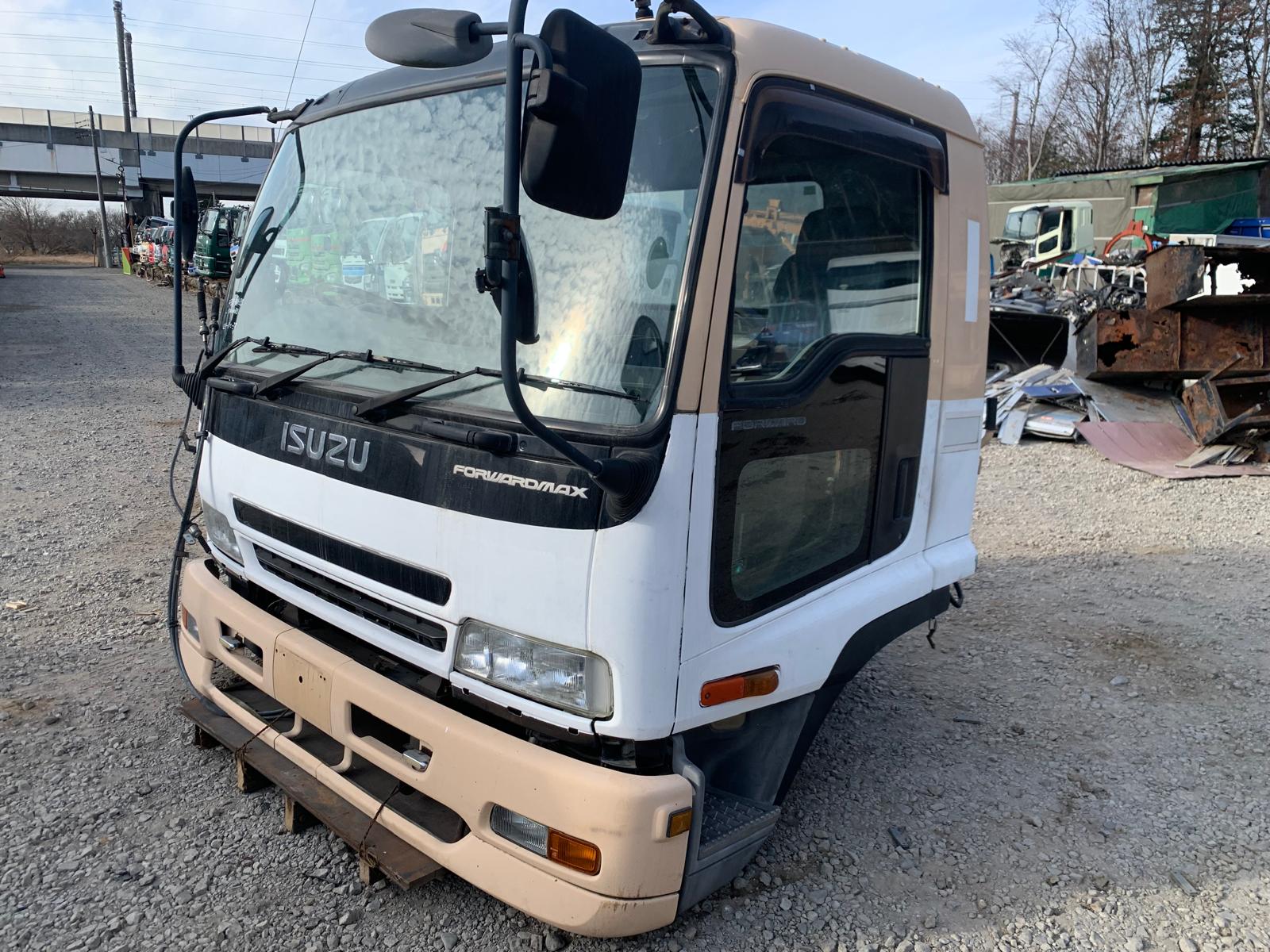 [REF.No: CE-BC-38] Cabin only Isuzu Forward Cabin FRD90H3S-7000083 FRD90H3S