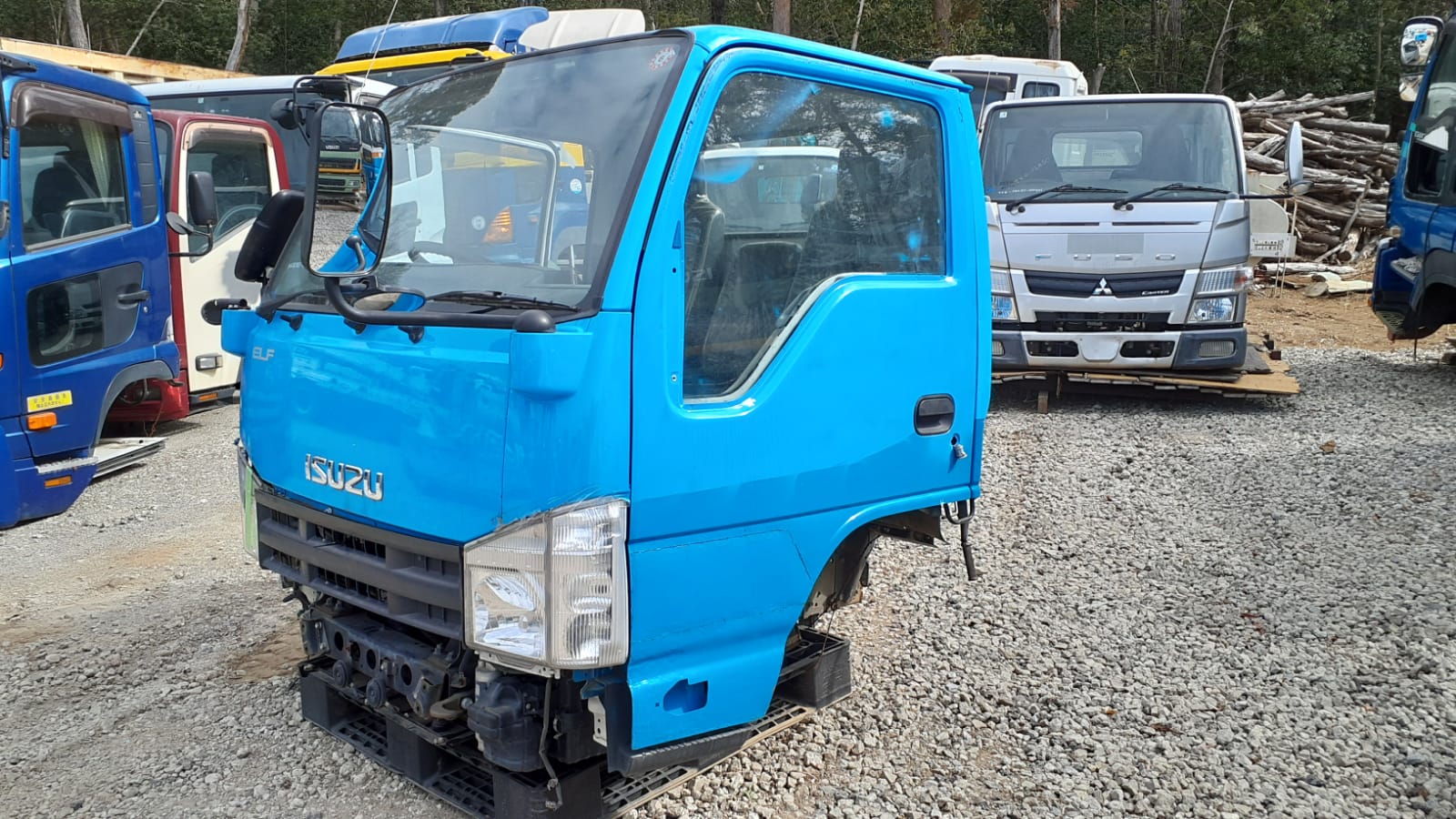 [REF.No: CE-AG-13] Cabin only Isuzu Elf Cabin NKR82-7001694