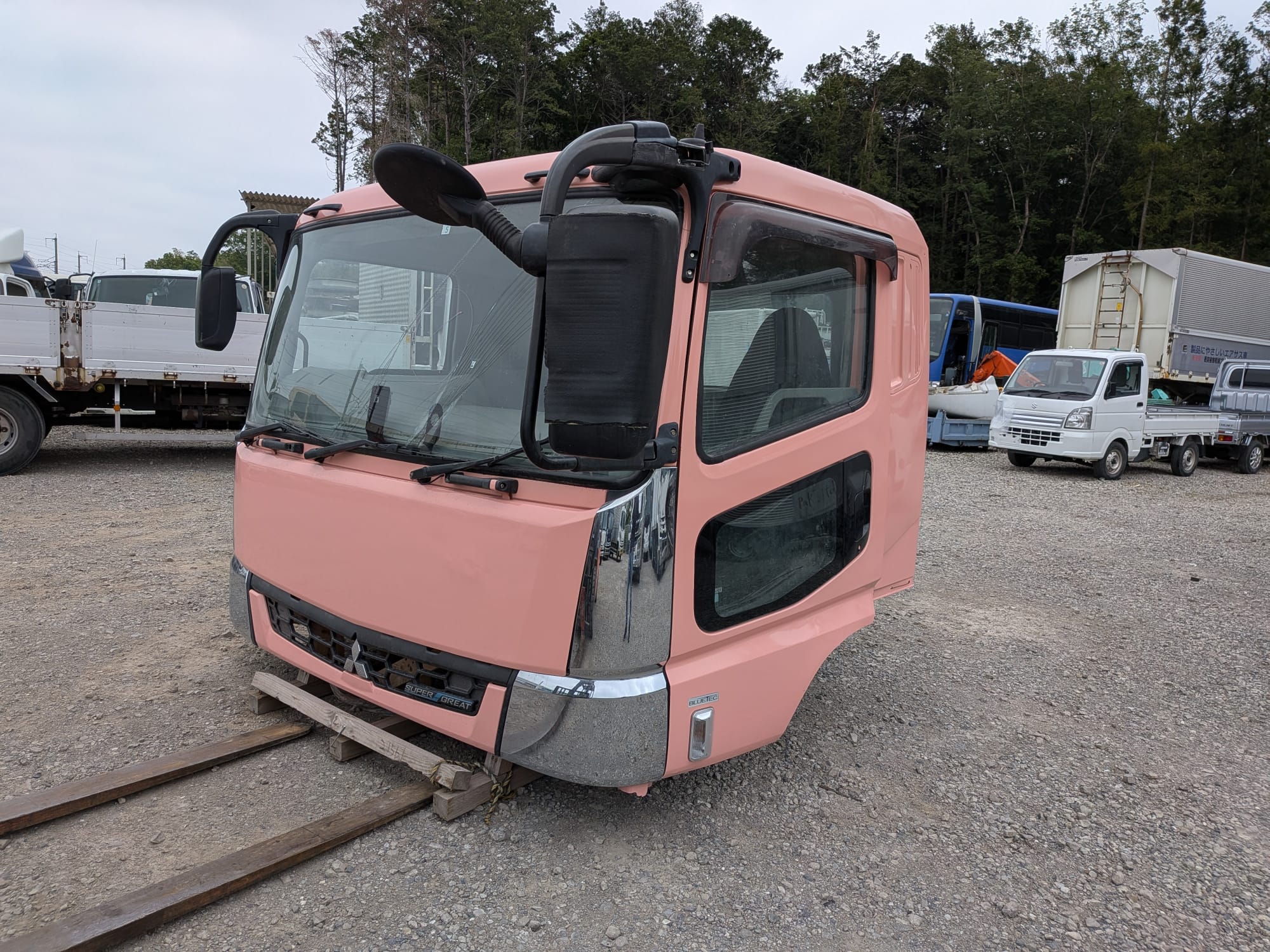 [REF.NO: CG-AF-20] Cabin only, Mitsubishi Super Great Cabin FU70GY-500037