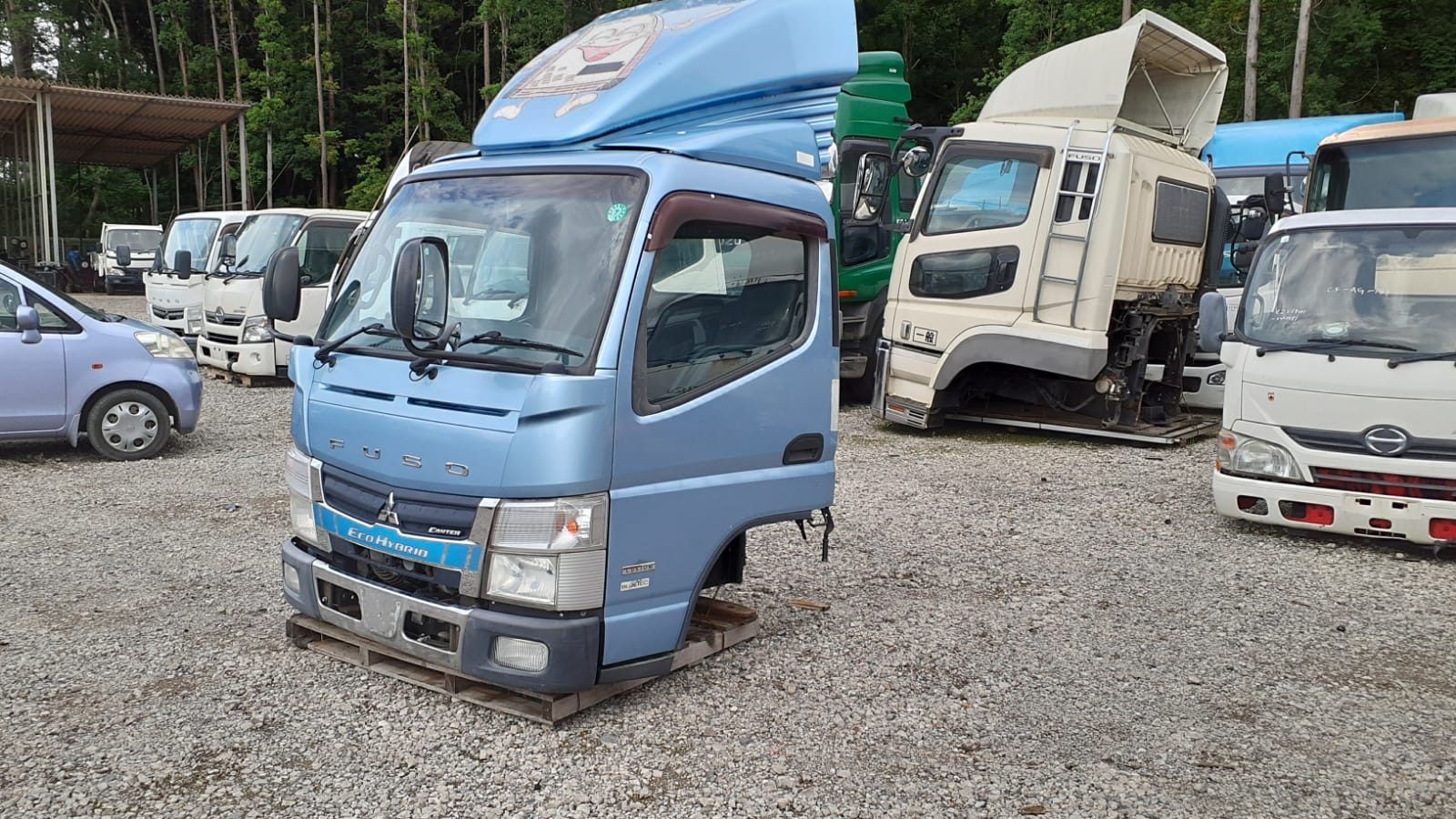 [REF.NO: CF-AH-17-P1] Cabin Only Mitsubishi Canter Cabin FEA53-520156 TQG-FEA53 January 2014