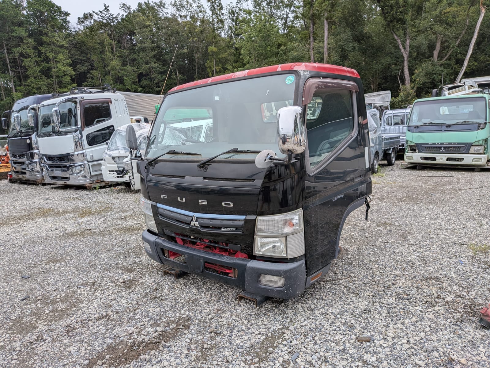 [REF.NO: CF-AE-41] Cabin Only Mitsubishi Canter Cabin FEB73-520015 TQG-FEB73 May 2013