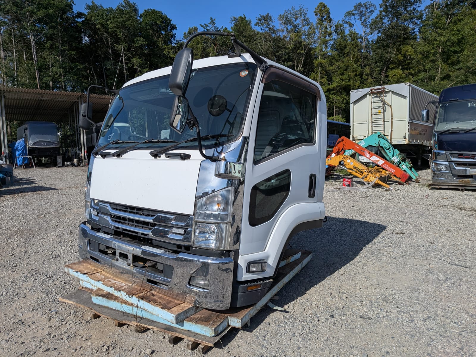 [REF.NO: CG-AJ-31] Cabin Only Isuzu Forward Cabin FRR90-7090158 March 2016