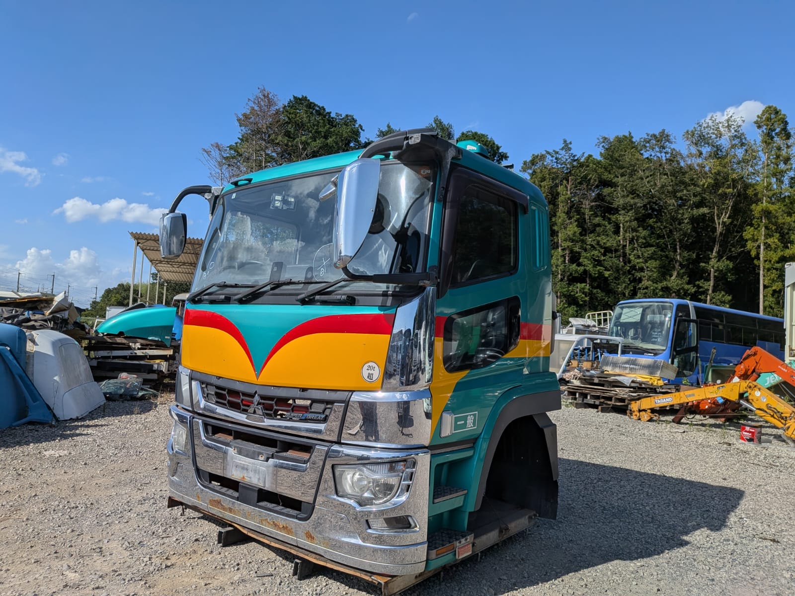 [REF.NO: CG-AJ-24]Cabin Only Mitsubishi Super Great Cabin FU74HZ-501046 June 2018 With Bed