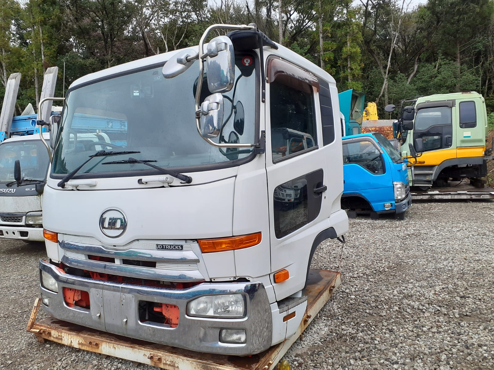 [REF.No: CE-AJ-81] Cabin only UD Trucks Cabin PK39C-00156 PK39CH