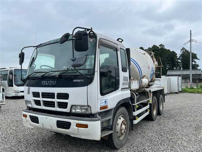 Isuzu GIGA