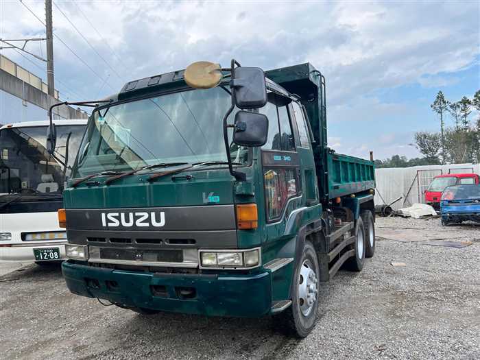 Isuzu GIGA