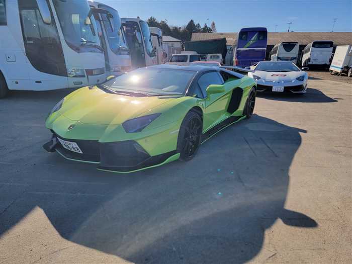 Lamborghini Aventador Roadster